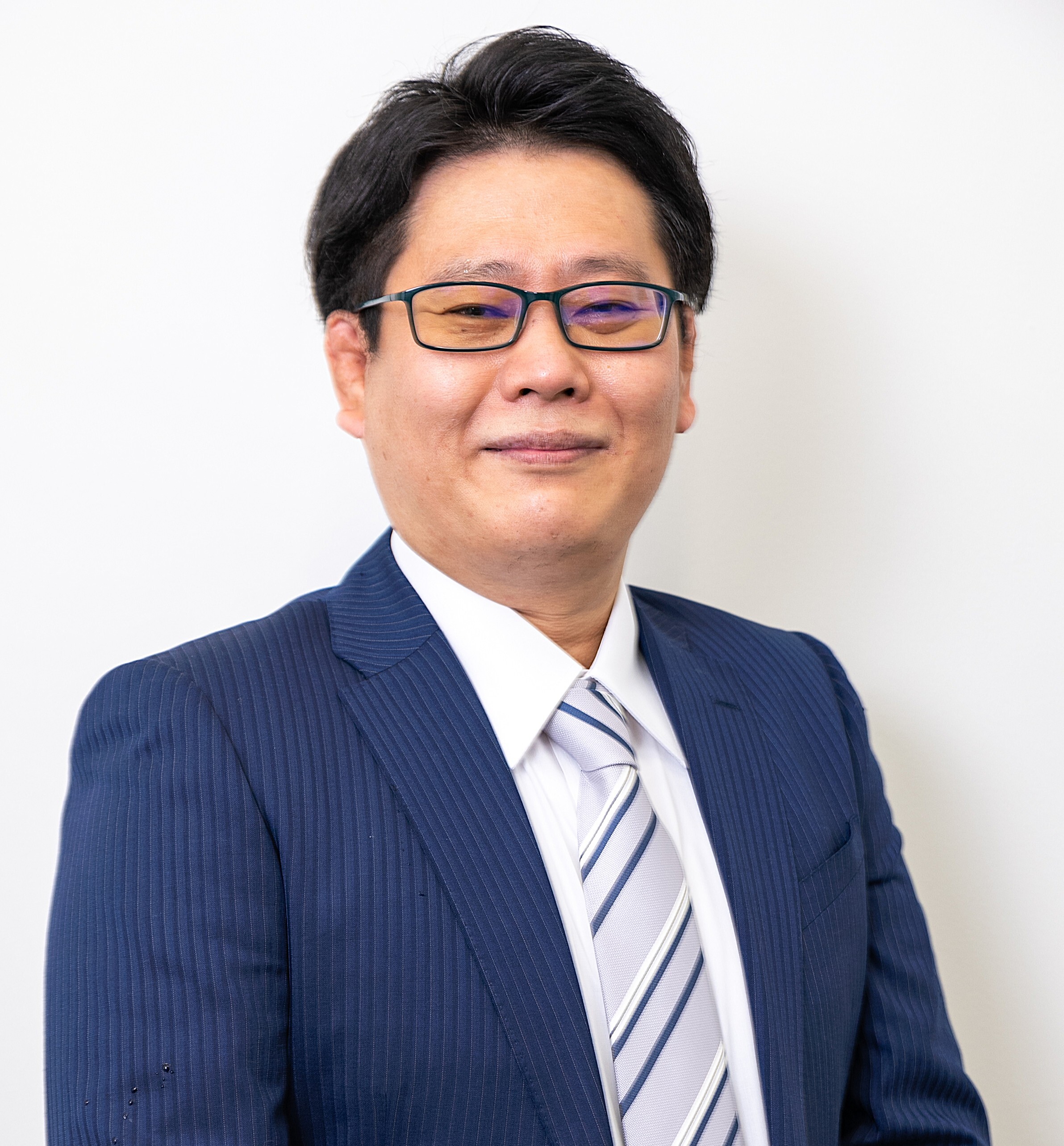 小泉 智之